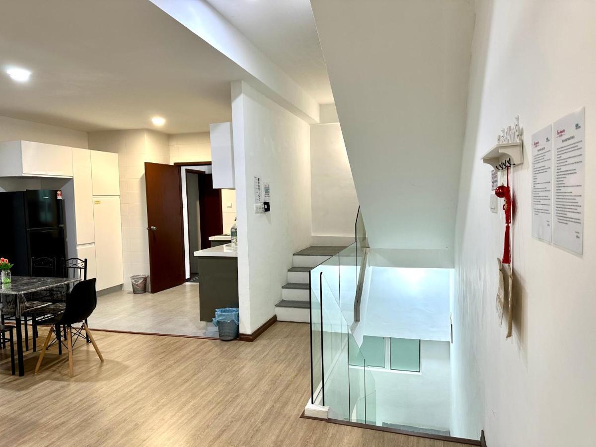 Springfield 3-Storey Cheerful Townhouse #Yoyo Homestay Sandakan Ngoại thất bức ảnh
