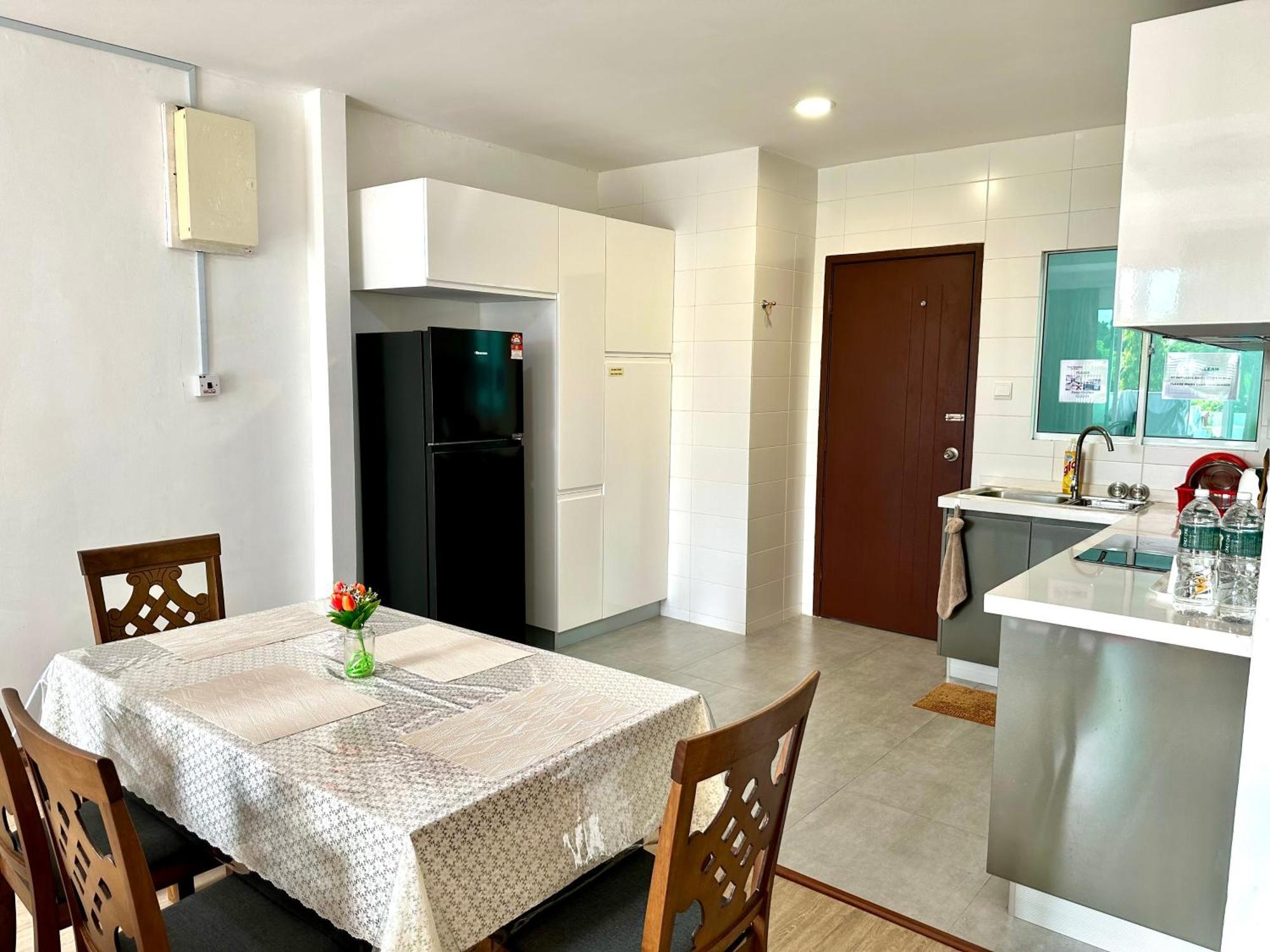 Springfield 3-Storey Cheerful Townhouse #Yoyo Homestay Sandakan Ngoại thất bức ảnh